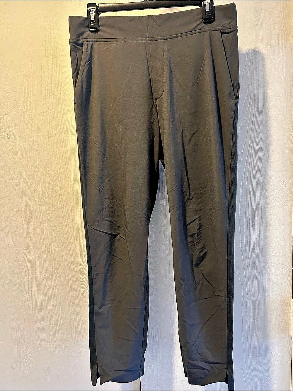 Athleta Brooklyn Ankle Pants - dusty olive - size 8
